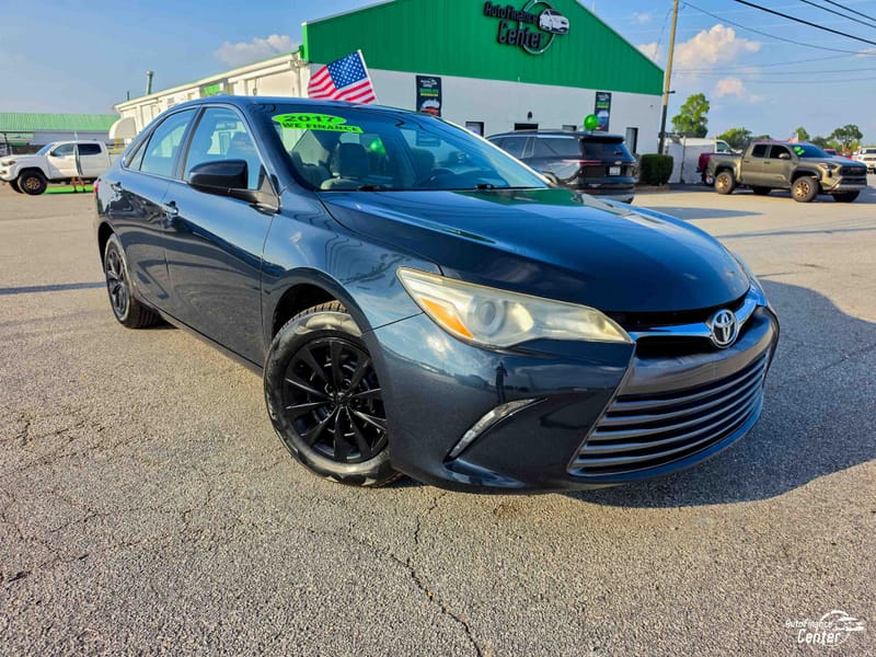 2017 TOYOTA CAMRY LE - TOY345011