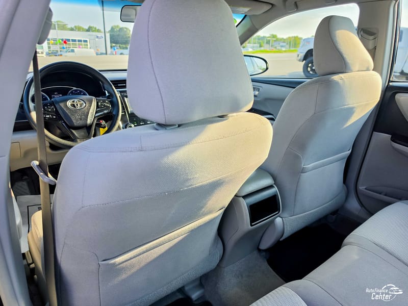 2017 TOYOTA CAMRY LE - TOY345011