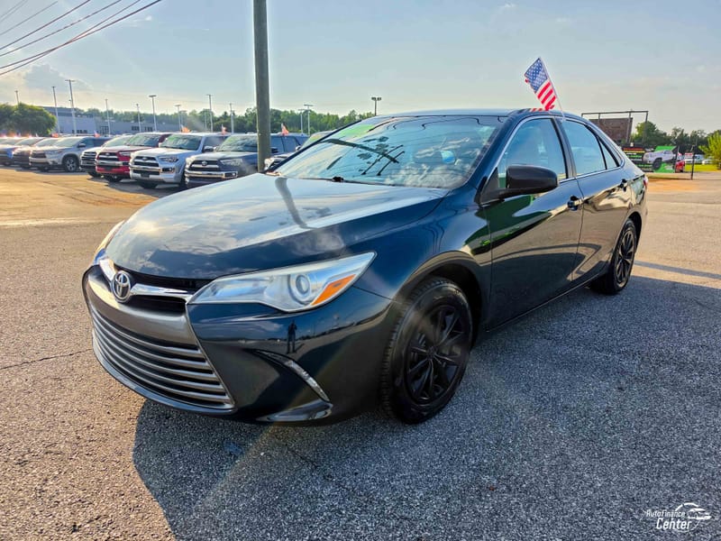 2017 TOYOTA CAMRY LE - TOY345011