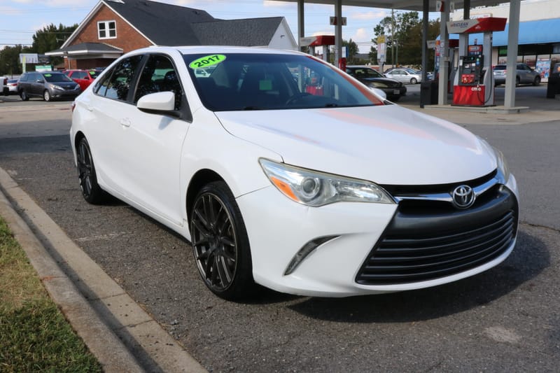2017 TOYOTA CAMRY LE - TOY373411