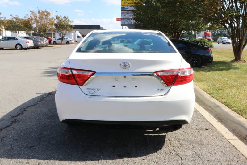 2017 TOYOTA CAMRY LE - TOY373411