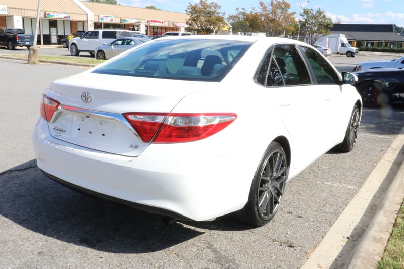 2017 TOYOTA CAMRY LE - TOY373411