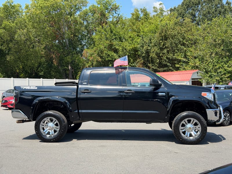 2014 TOYOTA TUNDRA SR5 - TOY390520B