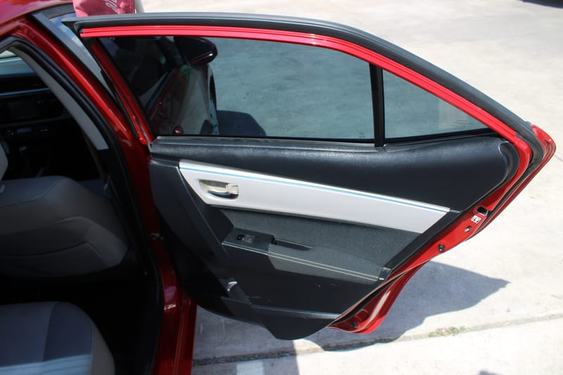 2015 TOYOTA COROLLA - TOY398667B