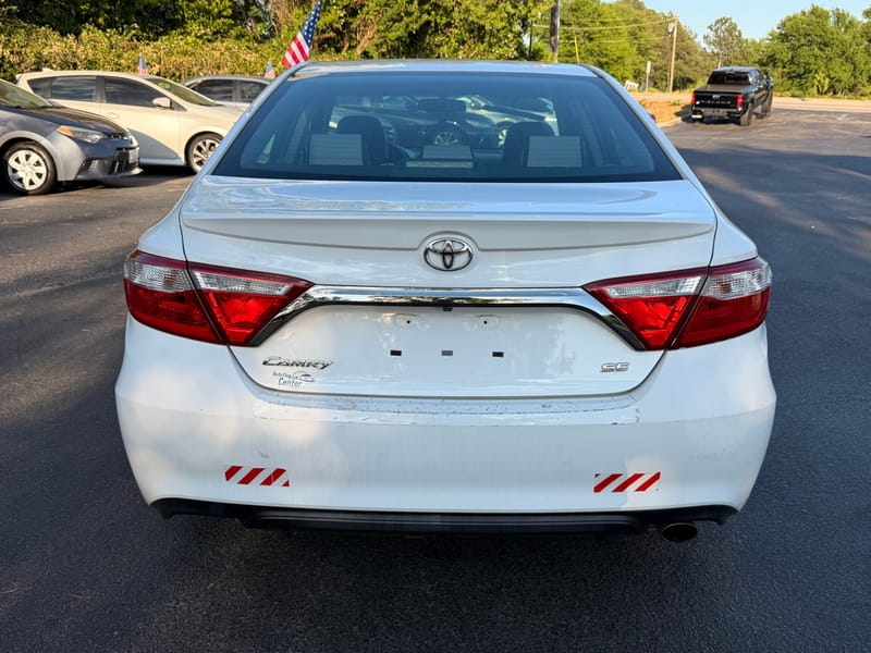 2017 TOYOTA CAMRY SE - TOY405440B