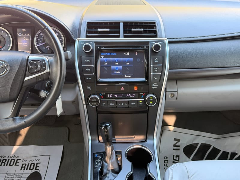 2017 TOYOTA CAMRY XLE - TOY411312