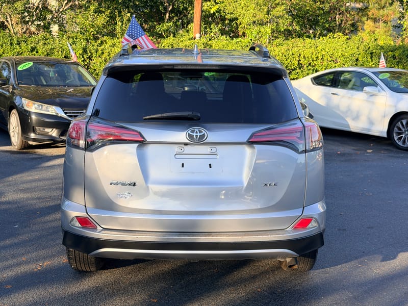 2018 TOYOTA RAV4 XLE - TOY445870