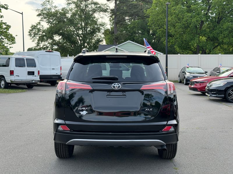 2018 TOYOTA RAV4 XLE - TOY447098