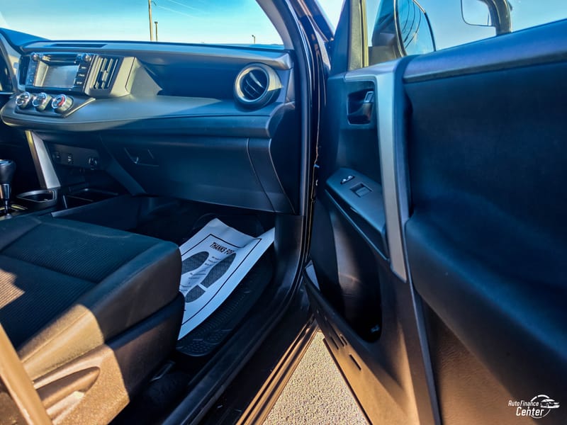 2018 TOYOTA RAV4 LE - TOY450346