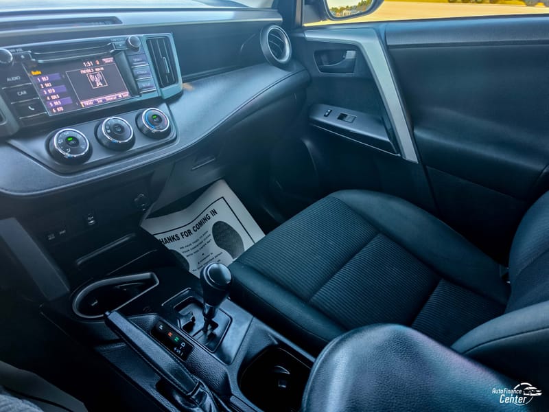 2018 TOYOTA RAV4 LE - TOY450346