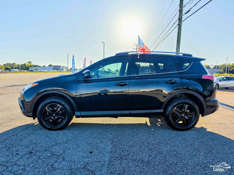 2018 TOYOTA RAV4 LE - TOY450346