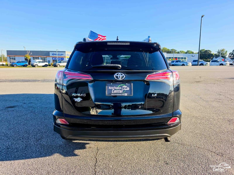 2018 TOYOTA RAV4 LE - TOY450346