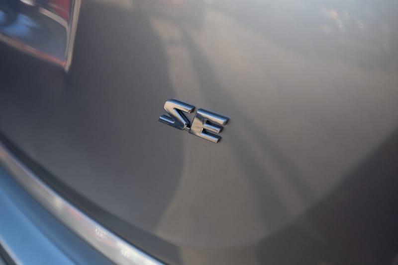 2018 TOYOTA RAV4 SE - TOY452121B