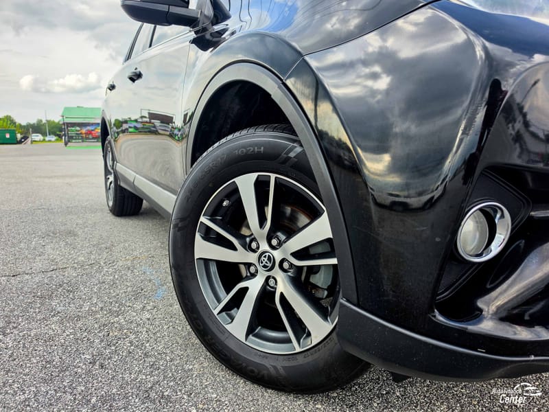 2018 TOYOTA RAV4 XLE - TOY455109