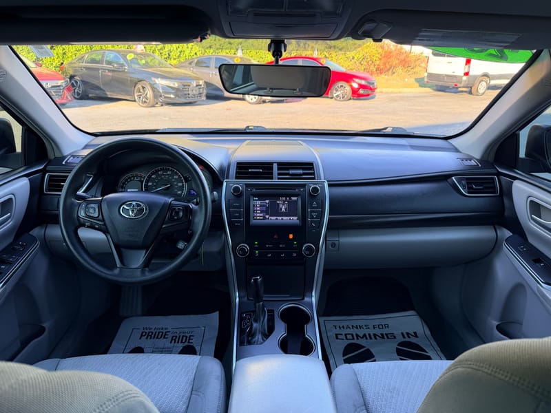 2015 TOYOTA CAMRY LE - TOY464985B