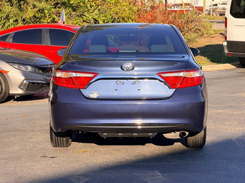 2015 TOYOTA CAMRY LE - TOY464985B