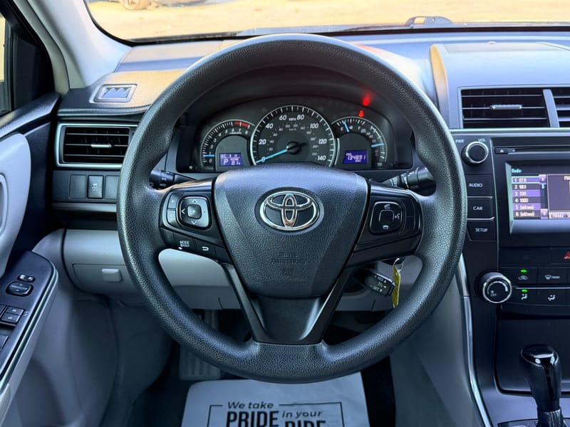 2015 TOYOTA CAMRY LE - TOY464985B