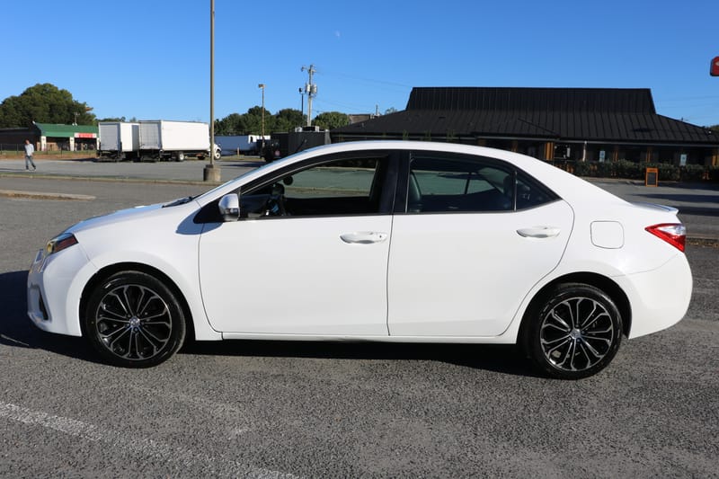 2015 TOYOTA COROLLA S PLUS - TOY475180C