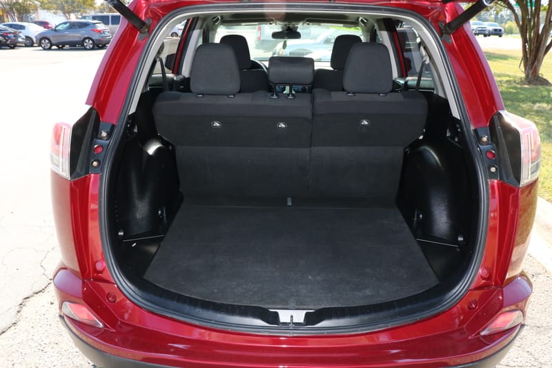 2018 TOYOTA RAV4 XLE FWD - TOY485709