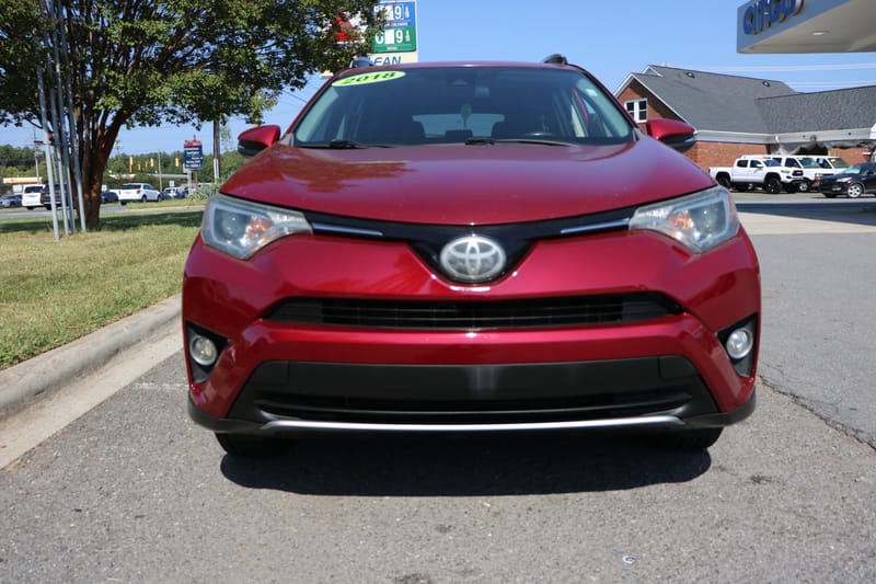 2018 TOYOTA RAV4 XLE FWD - TOY485709