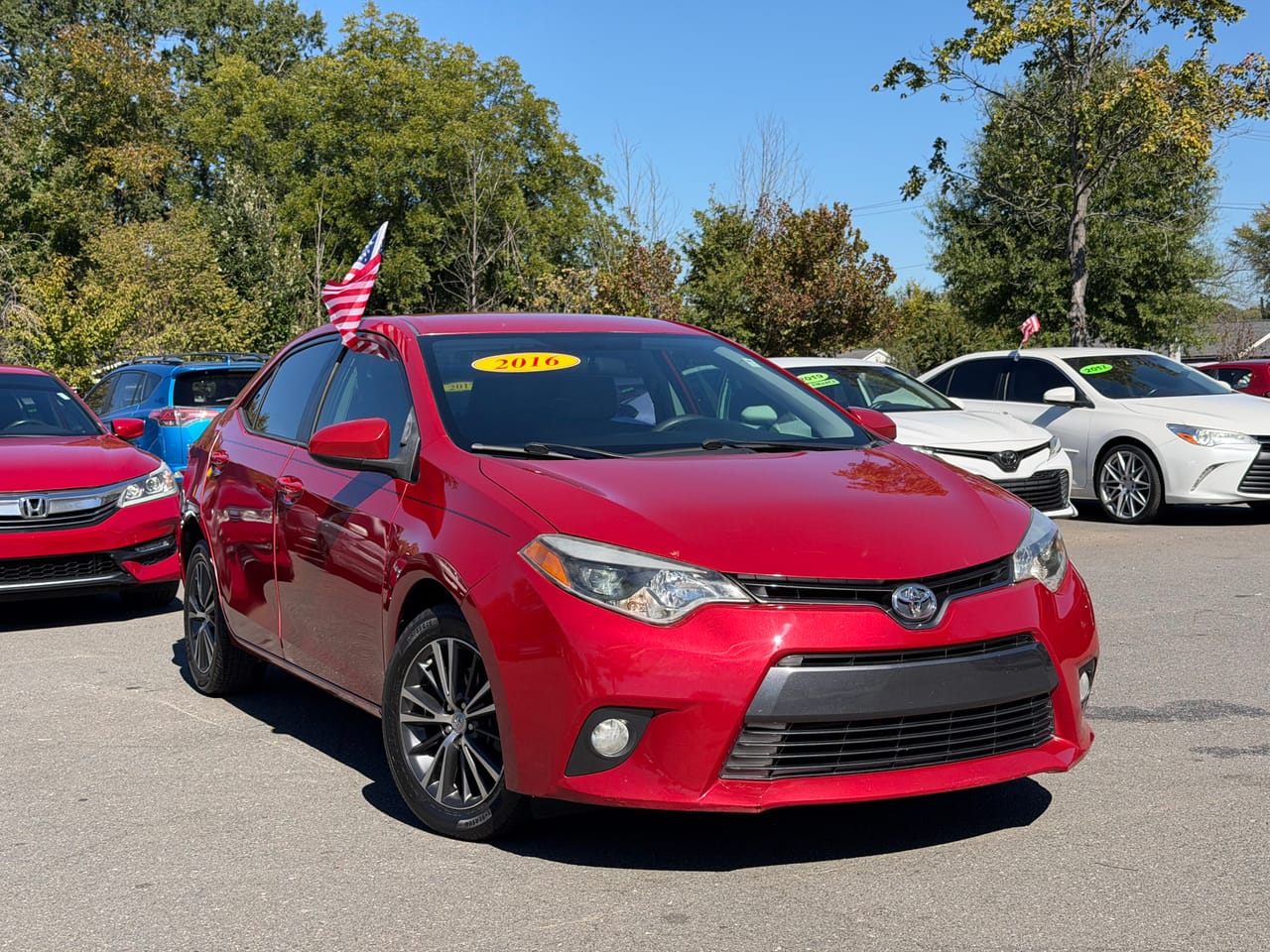 2016 TOYOTA COROLLA LE PLUS - TOY488813 — photo 1 of 17