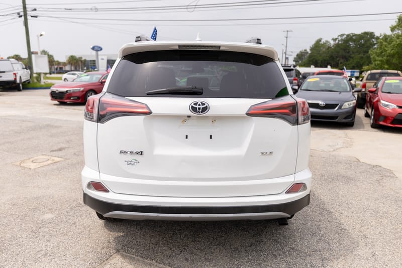 2018 TOYOTA RAV4 XLE - TOY499085