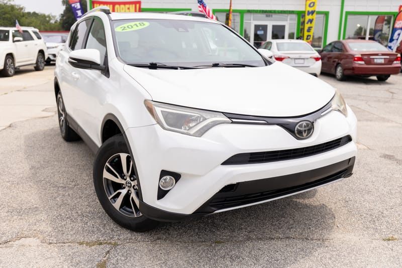 2018 TOYOTA RAV4 XLE - TOY499085
