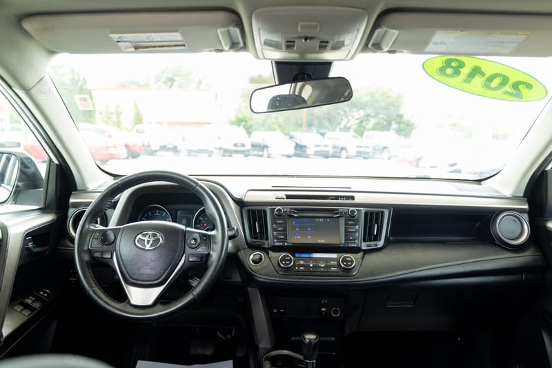 2018 TOYOTA RAV4 XLE - TOY499085