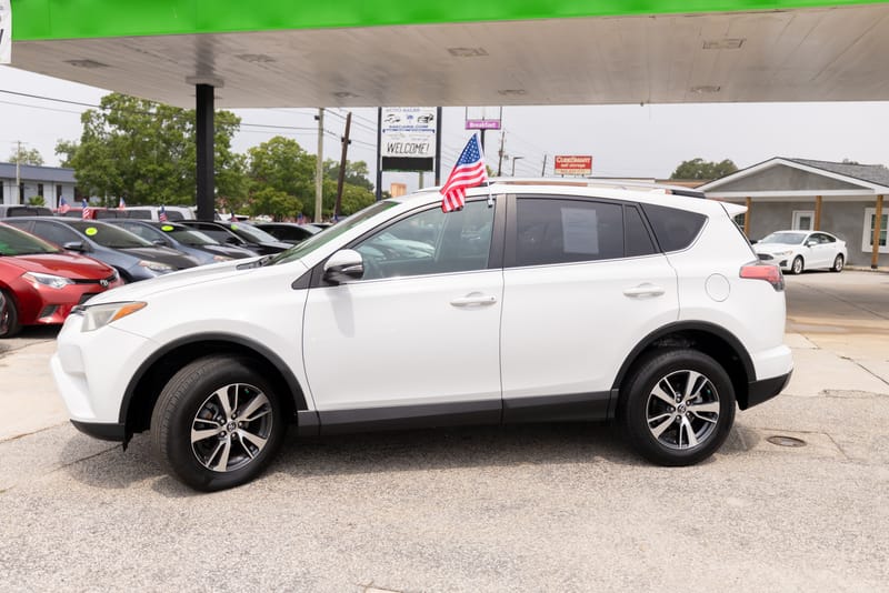 2018 TOYOTA RAV4 XLE - TOY499085