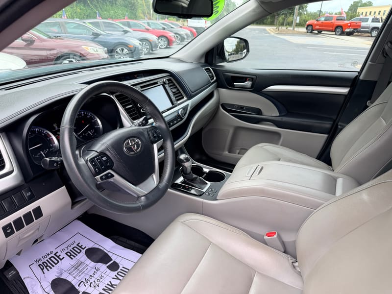 2016 TOYOTA HIGHLANDER XLE - TOY500680
