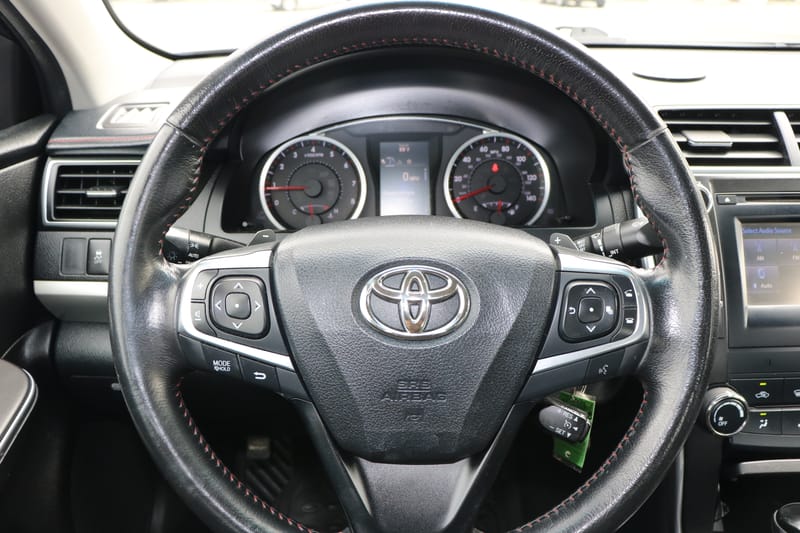 2016 TOYOTA CAMRY SE - TOY513296B
