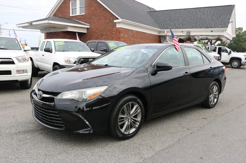2016 TOYOTA CAMRY SE - TOY513296B