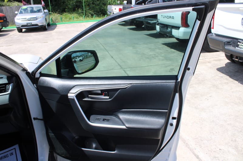 2019 TOYOTA RAV4 - TOY514379