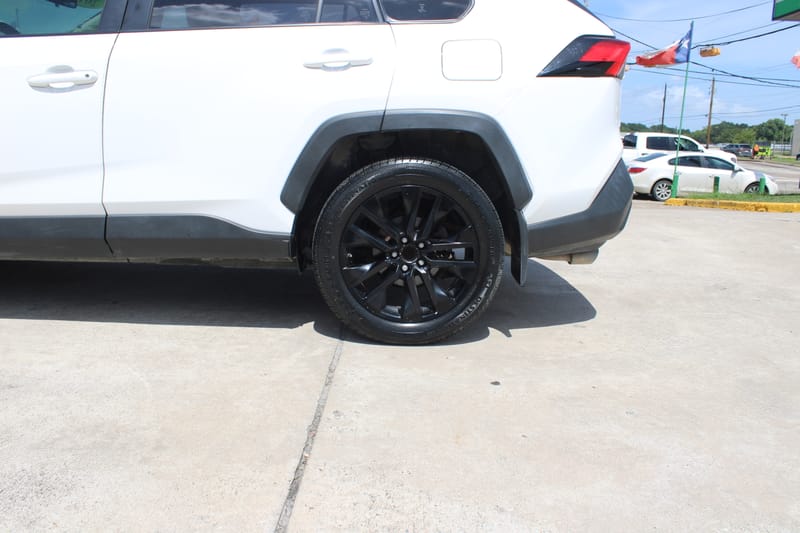 2019 TOYOTA RAV4 - TOY514379