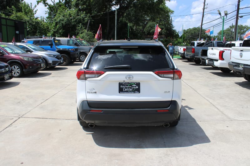 2019 TOYOTA RAV4 - TOY514379