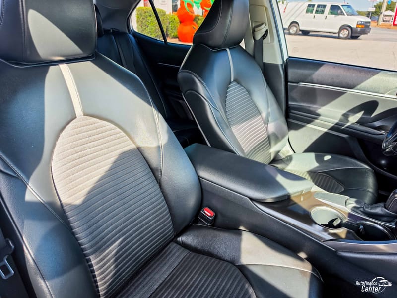 2021 TOYOTA CAMRY SE - TOY519800D