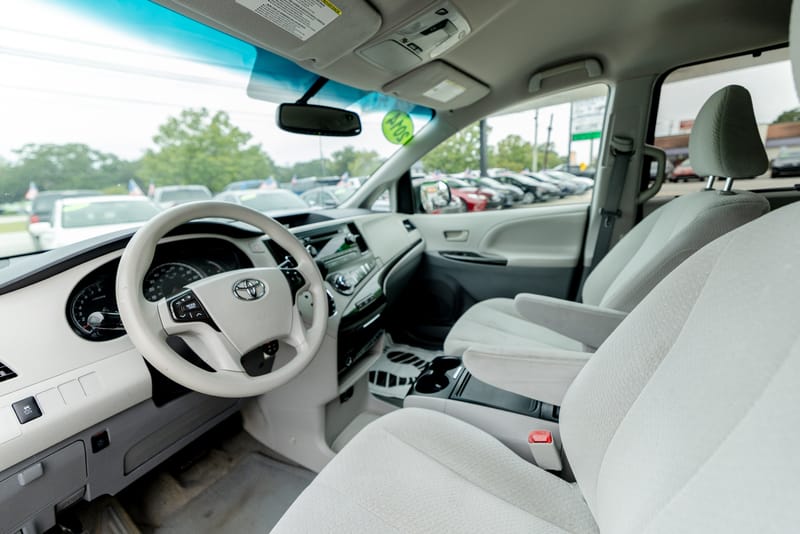 2014 TOYOTA SIENNA LE - TOY522431