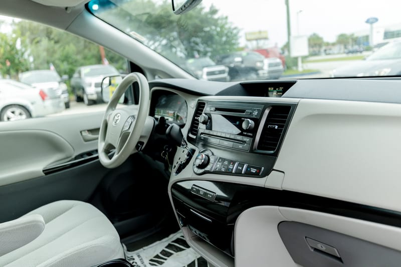 2014 TOYOTA SIENNA LE - TOY522431
