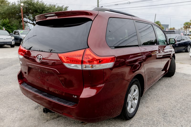 2014 TOYOTA SIENNA LE - TOY522431