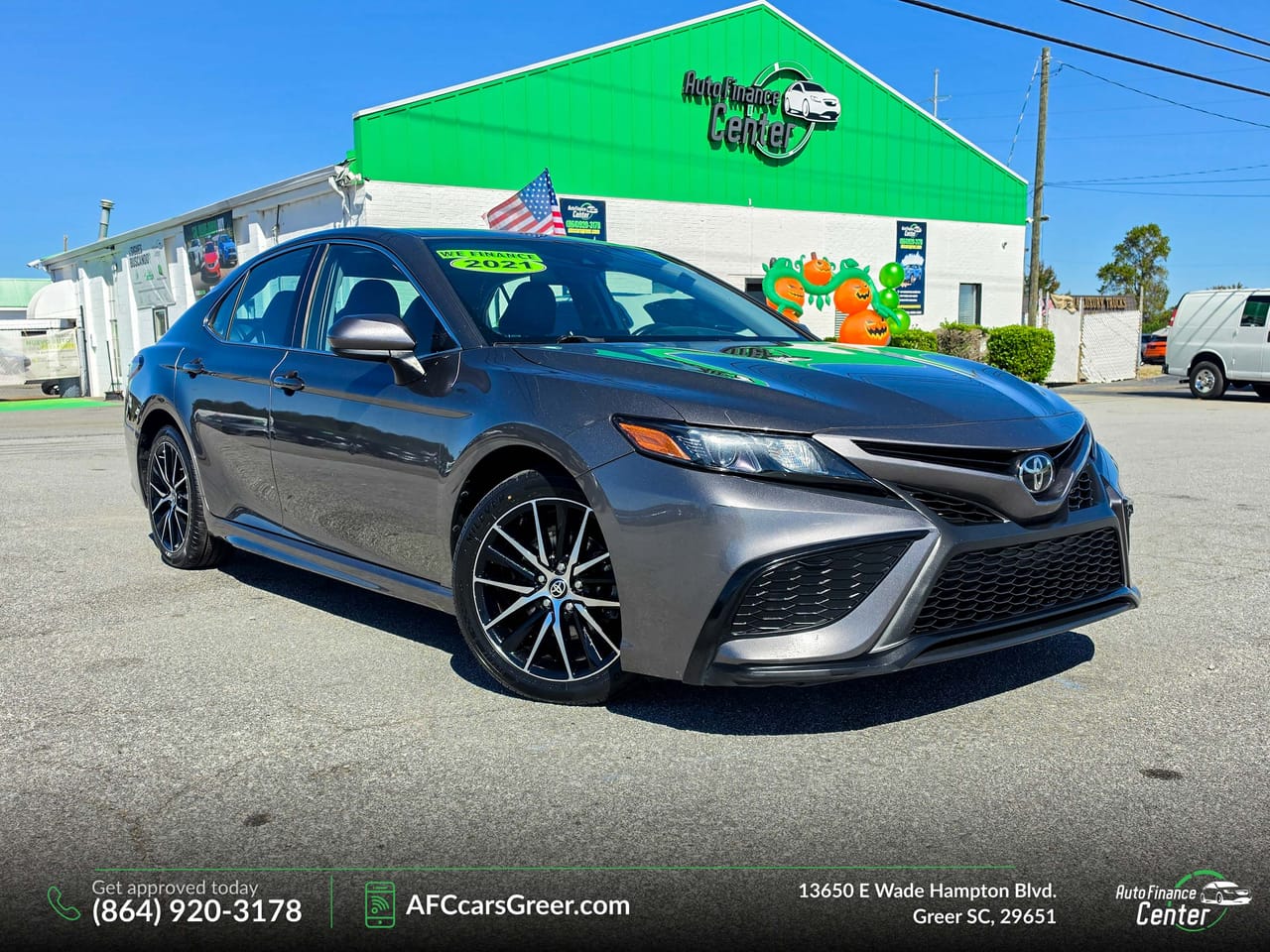 2021 TOYOTA CAMRY SE - TOY527448B — photo 1 of 25