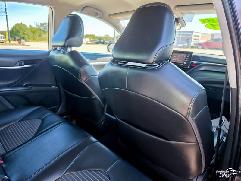 2021 TOYOTA CAMRY SE - TOY527448B