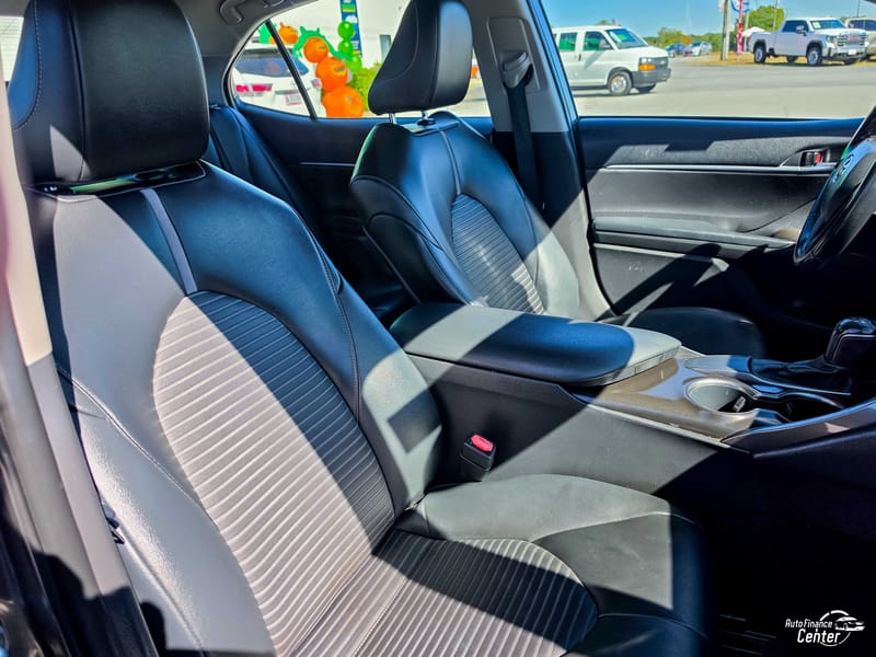 2021 TOYOTA CAMRY SE - TOY527448B