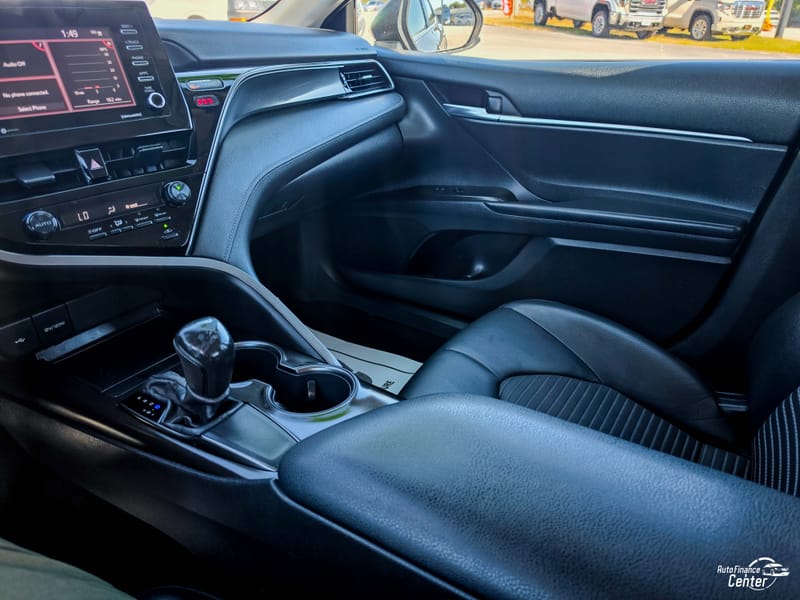 2021 TOYOTA CAMRY SE - TOY527448B