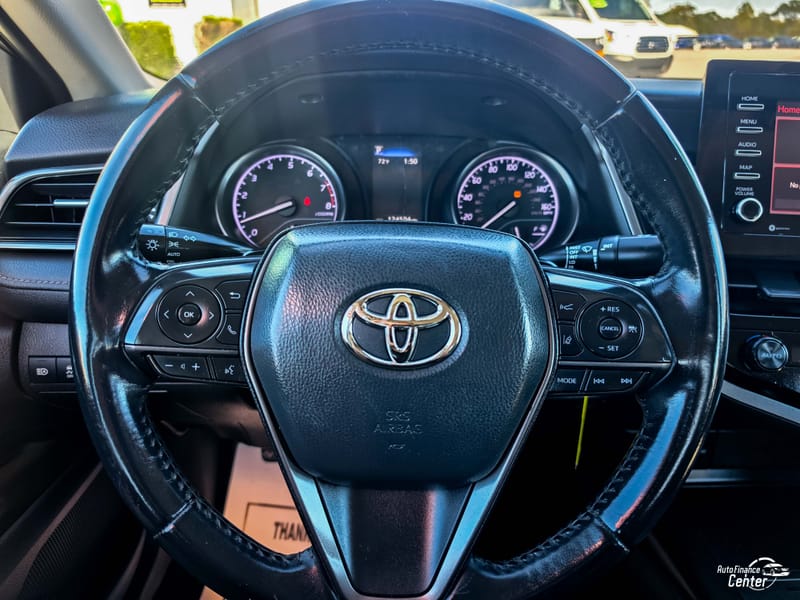 2021 TOYOTA CAMRY SE - TOY527448B
