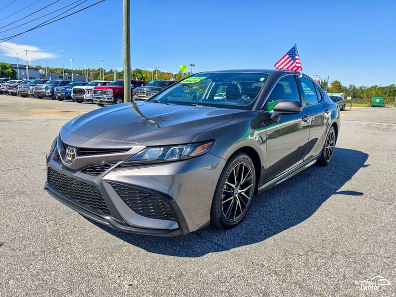 2021 TOYOTA CAMRY SE - TOY527448B