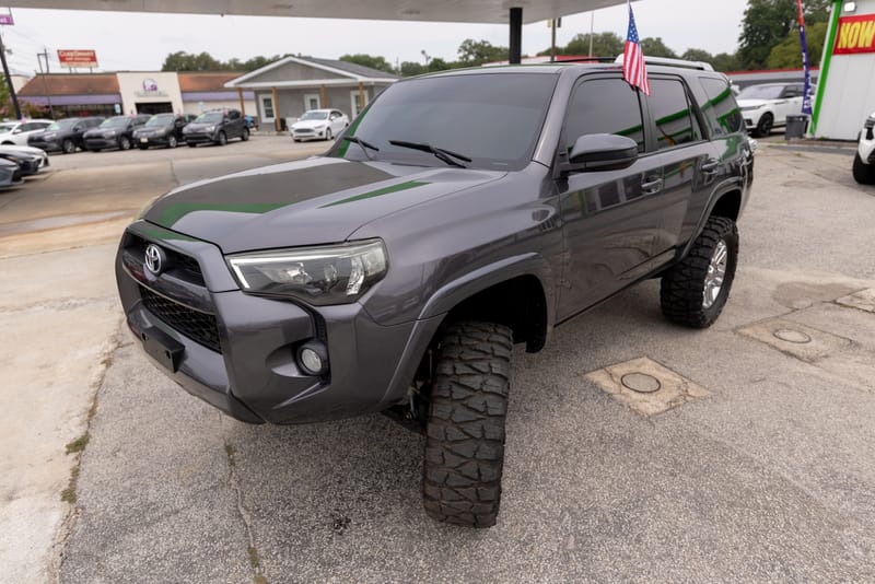 2018 TOYOTA 4RUNNER SR5 - TOY530923