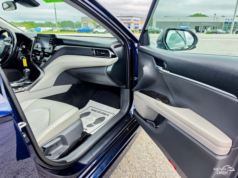 2021 TOYOTA CAMRY SE - TOY541907B