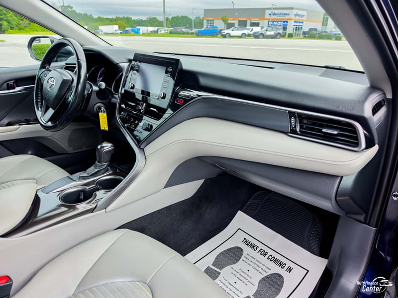 2021 TOYOTA CAMRY SE - TOY541907B