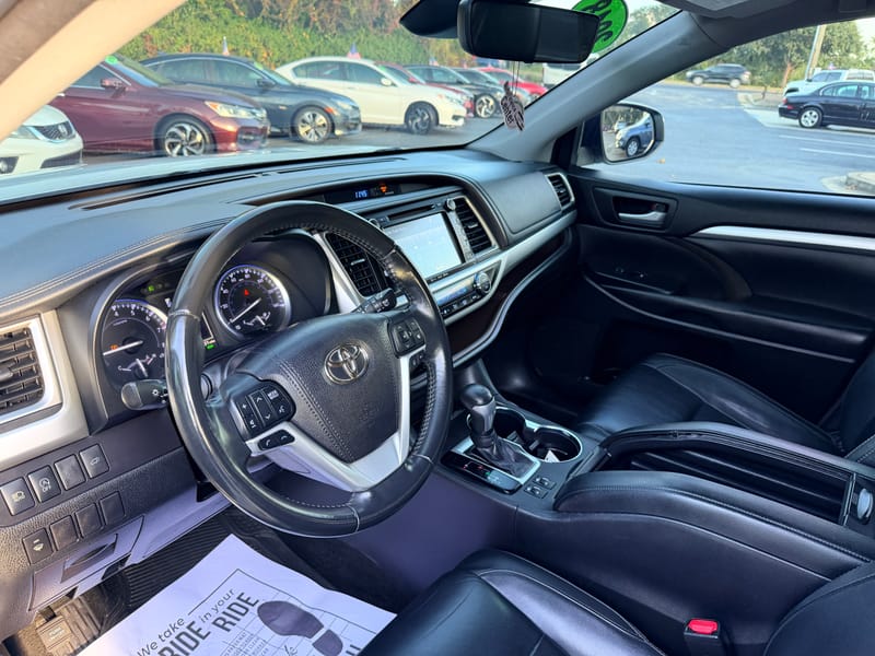 2018 TOYOTA HIGHLANDER XLE - TOY559180