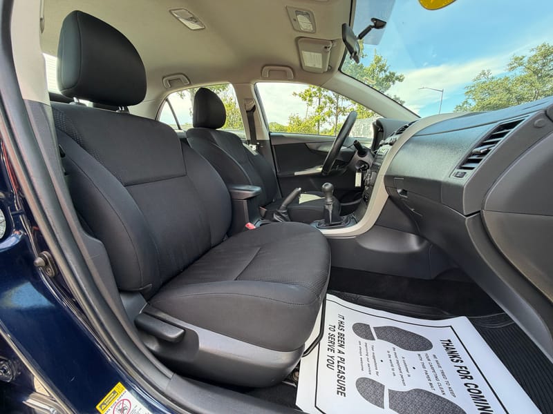 2011 TOYOTA COROLLA S - TOY560642B